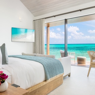 bedroom-1-seafire-track1