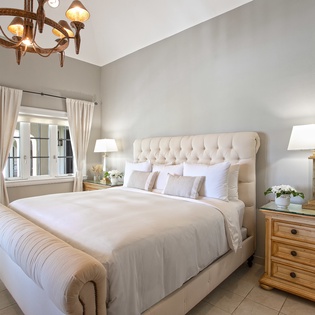 bedroom5-chateau-des-palmiers-track3