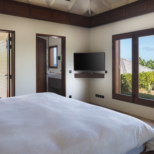 tulum-guest-bedroom1-track1