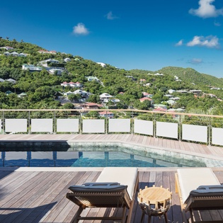 1-pool-bonheur-new-villa-track3