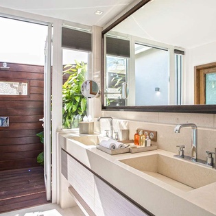 Bathroom at PIE AVN, Hillside/Terres Basses, St. Martin