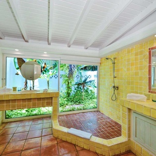 Bathroom at SXM SER, Beach Side/Baie Rouge, St. Martin