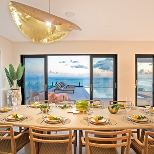dining-room-aqua-vista-track4