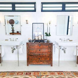 Bathroom at WV KAM, Marigot, St. Barthelemy