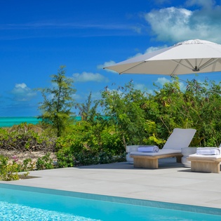 pool-bliss-villa-4-track1
