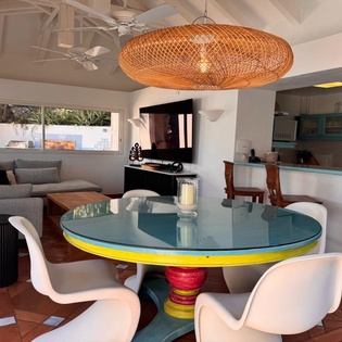 living-room-dining-room-la-desirade-track1