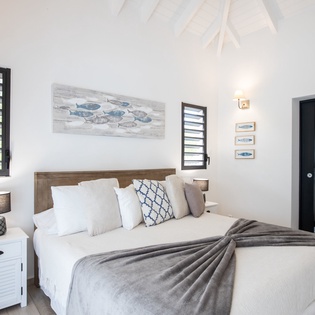 bedroom-1-arawak-track1