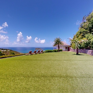 exterior1-mustique-track8
