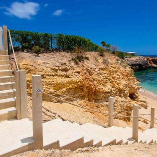 BAHAXA KAN, West End, Anguilla