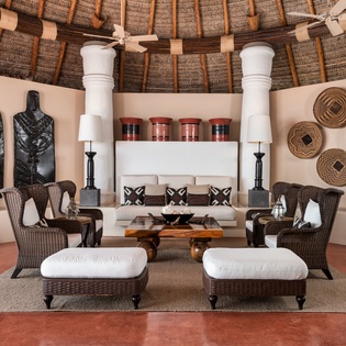 living-room-bajacu-track2