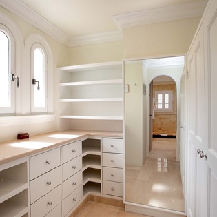 23-LesPalmiers-Closet