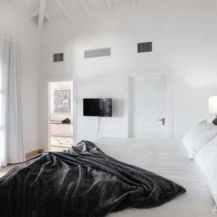 19-Marina360-Bedroom1