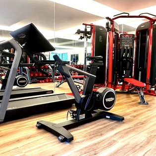salle-de-gym- villa-voyage -large-voyage-track1