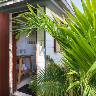 Bathroom at WV CTH, St. Jean, St. Barthelemy