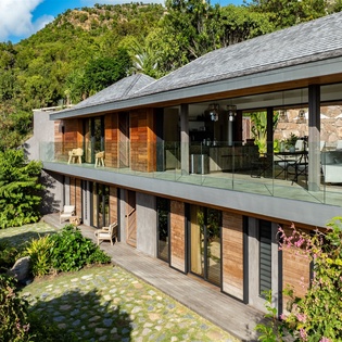 exterior-2-drone-maud-track4