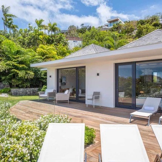 Exterior of WV BST, Lurin, St. Barthelemy