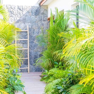 Exterior of WV CUT, Toiny, St. Barthelemy