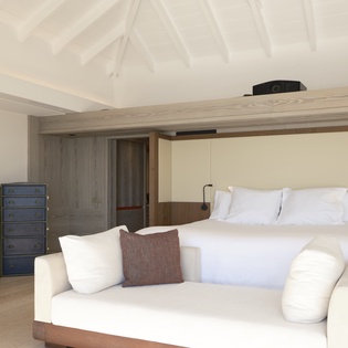 bedroom-1-marlice-track3