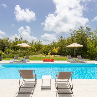 exterior-arawak-track4