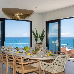 dining-room-aqua-vista-track1