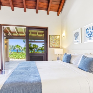 bedroom-5-casa-de-la-playa-track4