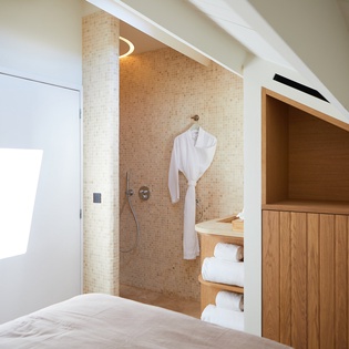 bedroom-2-la-paloma-track3