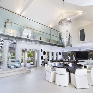 Interior of PIE CLV, Beach Side/Plum Beach, St. Martin