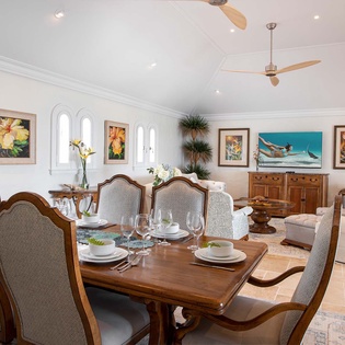 32-BeauRivage-LivingDining