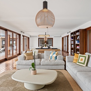 living-and-dining-room-sixieme-sens-track2