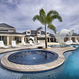 Jacuzzi at PIE CLV, Beach Side/Plum Beach, St. Martin