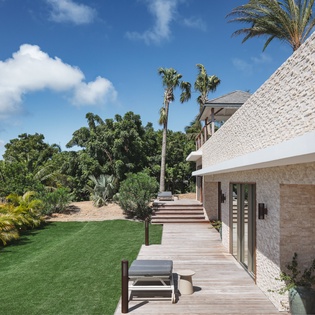 exterior-bel-air-track11