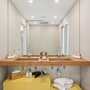 bathroom-1-oyono-track2