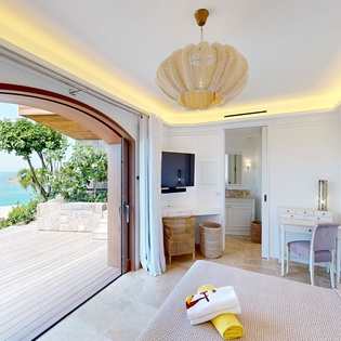 bungalow-guest-bedroom1-mustique-track3