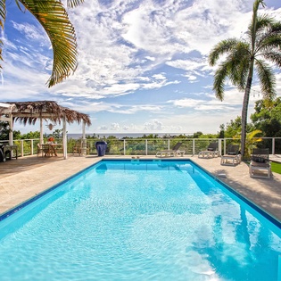 1-Jacaranda-Pool