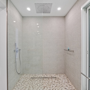 bathroom-2-oyono-track3