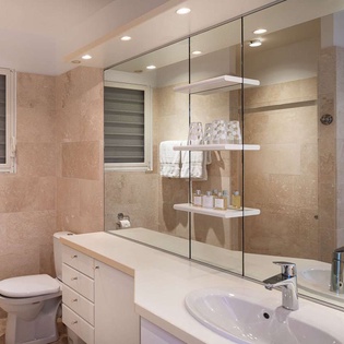 Bathroom at WV MLA, Marigot, St. Barthelemy