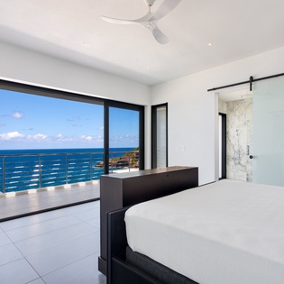 bedroom-1-reve-noir-track2