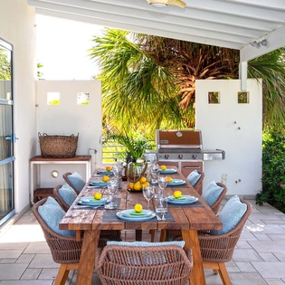 10-LesPalmiersBleus_OutdoorDining