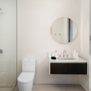 bedroom-1-emerald-breeze-track3