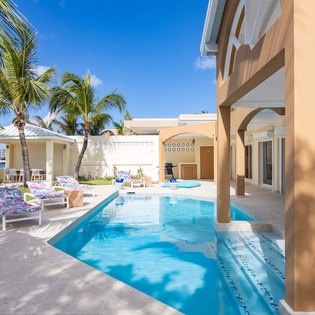 13_VillaBeachSecrets