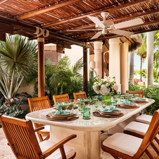 outdoor-dining-bajacu-track1