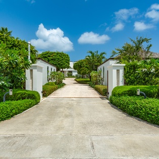 outside-view-emerald-pavilion-track2