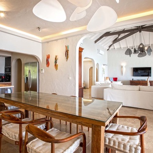 21-LaVueFolle-Kitchen
