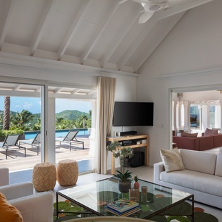 living-room-bel-air-track1