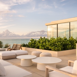 rooftop-terrace-beach-the-reserve-villa-1-track2