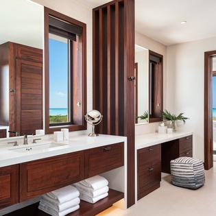 bathroom-5-vision-beach-track2