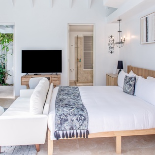 bedroom-4-lidija-house-at-the-pearls-track4