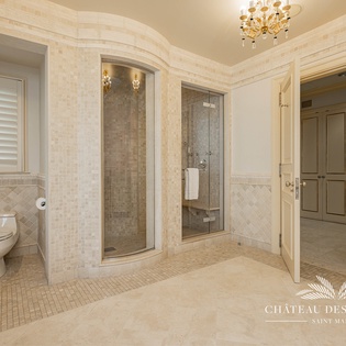 bedroom-1-chateau-des-palmiers-track4