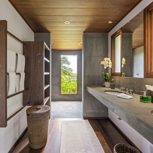 guest-bathroom-2-girasol-track2
