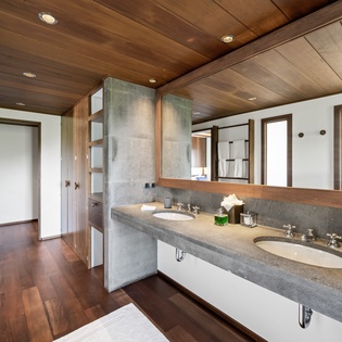 guest-bathroom-1-girasol-track1